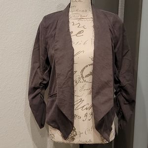 Brown Jacket w/ Gathered Sleeves & Pockets